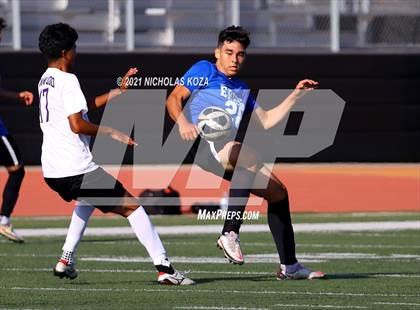 Thumbnail 1 in El Rancho vs. Lynwood (CIF SS D3 Playoffs) photogallery.
