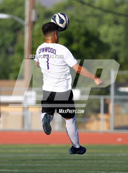 Thumbnail 2 in El Rancho vs. Lynwood (CIF SS D3 Playoffs) photogallery.