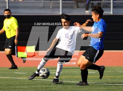 Thumbnail 1 in El Rancho vs. Lynwood (CIF SS D3 Playoffs) photogallery.