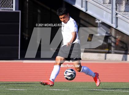 Thumbnail 2 in El Rancho vs. Lynwood (CIF SS D3 Playoffs) photogallery.