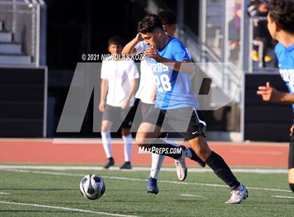 Thumbnail 3 in El Rancho vs. Lynwood (CIF SS D3 Playoffs) photogallery.