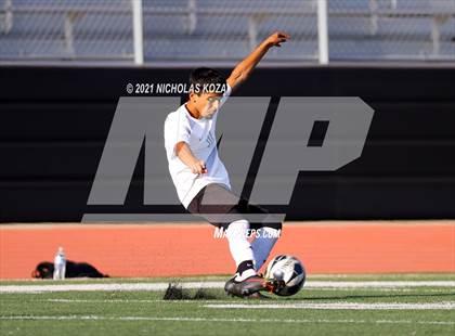 Thumbnail 2 in El Rancho vs. Lynwood (CIF SS D3 Playoffs) photogallery.