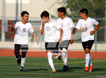 Thumbnail 2 in El Rancho vs. Lynwood (CIF SS D3 Playoffs) photogallery.