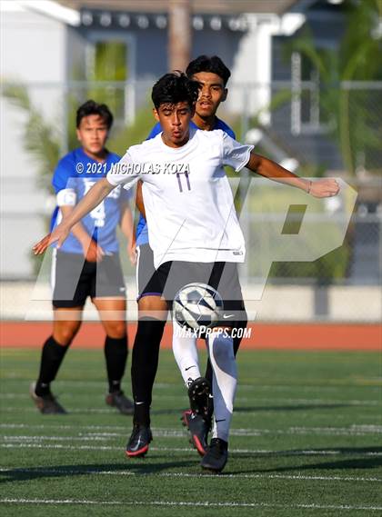 Thumbnail 2 in El Rancho vs. Lynwood (CIF SS D3 Playoffs) photogallery.