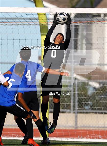 Thumbnail 2 in El Rancho vs. Lynwood (CIF SS D3 Playoffs) photogallery.
