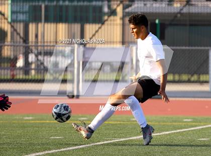 Thumbnail 3 in El Rancho vs. Lynwood (CIF SS D3 Playoffs) photogallery.