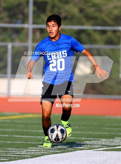 Thumbnail 3 in El Rancho vs. Lynwood (CIF SS D3 Playoffs) photogallery.