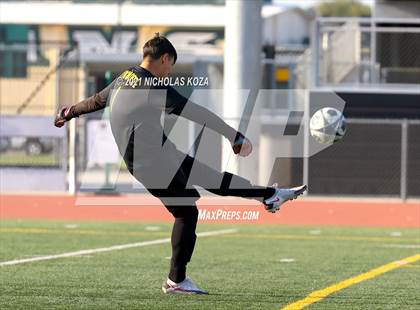 Thumbnail 1 in El Rancho vs. Lynwood (CIF SS D3 Playoffs) photogallery.