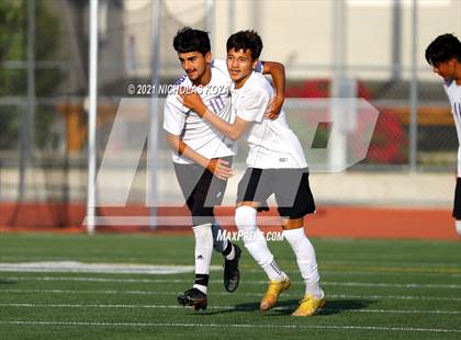 Thumbnail 3 in El Rancho vs. Lynwood (CIF SS D3 Playoffs) photogallery.