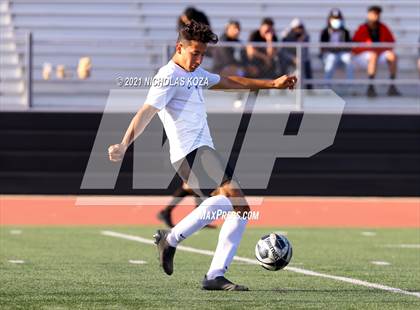Thumbnail 3 in El Rancho vs. Lynwood (CIF SS D3 Playoffs) photogallery.