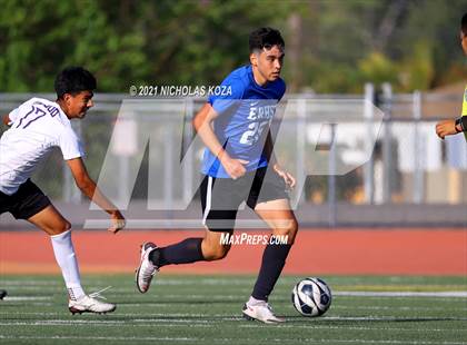 Thumbnail 3 in El Rancho vs. Lynwood (CIF SS D3 Playoffs) photogallery.