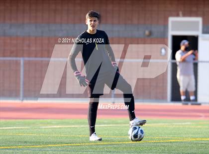 Thumbnail 1 in El Rancho vs. Lynwood (CIF SS D3 Playoffs) photogallery.
