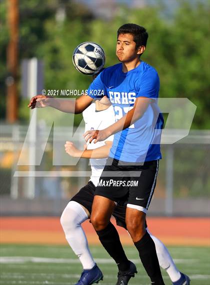 Thumbnail 3 in El Rancho vs. Lynwood (CIF SS D3 Playoffs) photogallery.