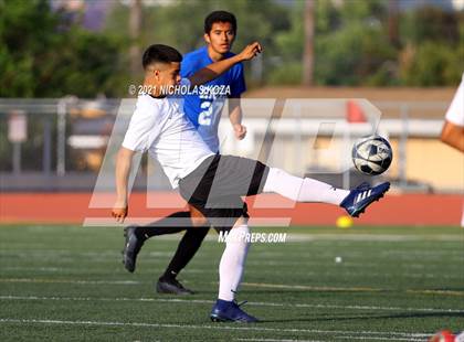 Thumbnail 1 in El Rancho vs. Lynwood (CIF SS D3 Playoffs) photogallery.