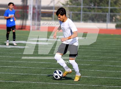 Thumbnail 1 in El Rancho vs. Lynwood (CIF SS D3 Playoffs) photogallery.