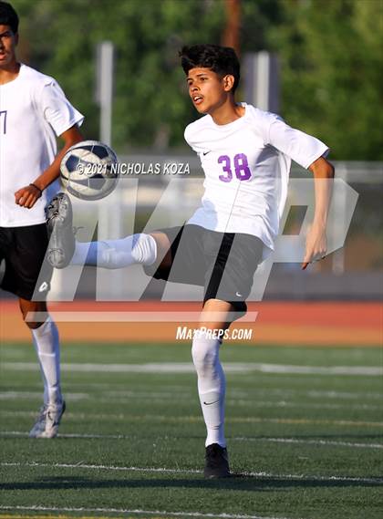 Thumbnail 1 in El Rancho vs. Lynwood (CIF SS D3 Playoffs) photogallery.