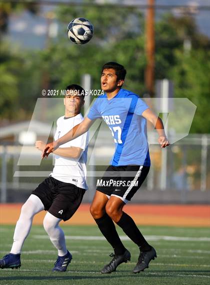 Thumbnail 2 in El Rancho vs. Lynwood (CIF SS D3 Playoffs) photogallery.