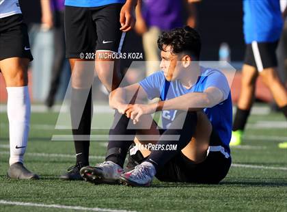 Thumbnail 1 in El Rancho vs. Lynwood (CIF SS D3 Playoffs) photogallery.