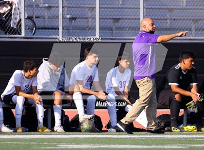 Thumbnail 3 in El Rancho vs. Lynwood (CIF SS D3 Playoffs) photogallery.