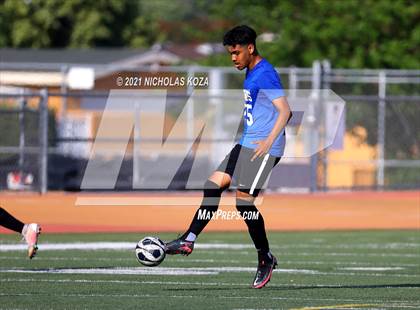Thumbnail 3 in El Rancho vs. Lynwood (CIF SS D3 Playoffs) photogallery.
