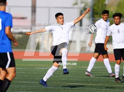 Thumbnail 2 in El Rancho vs. Lynwood (CIF SS D3 Playoffs) photogallery.