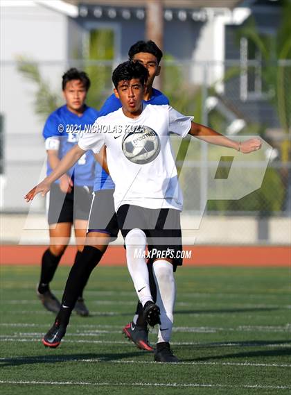 Thumbnail 1 in El Rancho vs. Lynwood (CIF SS D3 Playoffs) photogallery.
