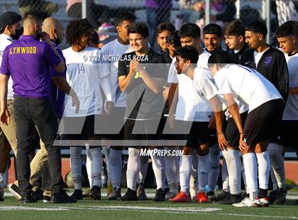Thumbnail 3 in El Rancho vs. Lynwood (CIF SS D3 Playoffs) photogallery.
