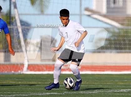 Thumbnail 1 in El Rancho vs. Lynwood (CIF SS D3 Playoffs) photogallery.