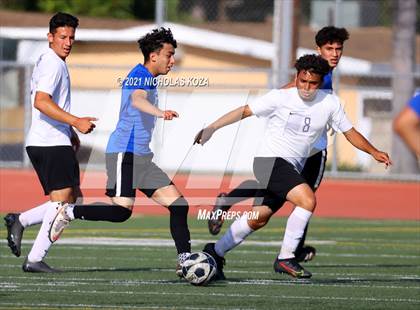 Thumbnail 2 in El Rancho vs. Lynwood (CIF SS D3 Playoffs) photogallery.