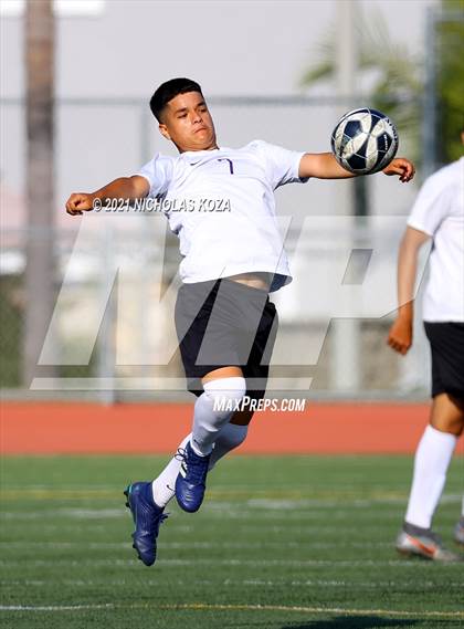 Thumbnail 1 in El Rancho vs. Lynwood (CIF SS D3 Playoffs) photogallery.