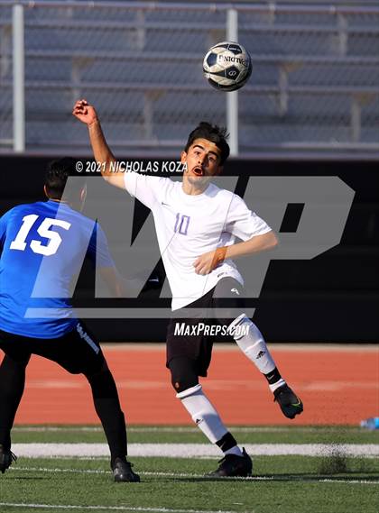 Thumbnail 3 in El Rancho vs. Lynwood (CIF SS D3 Playoffs) photogallery.