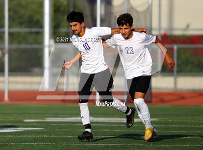 Thumbnail 2 in El Rancho vs. Lynwood (CIF SS D3 Playoffs) photogallery.