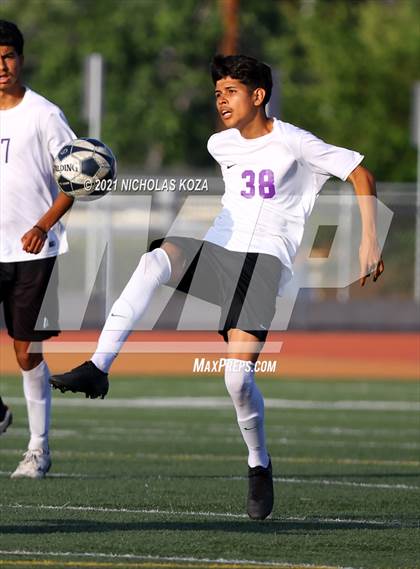 Thumbnail 3 in El Rancho vs. Lynwood (CIF SS D3 Playoffs) photogallery.