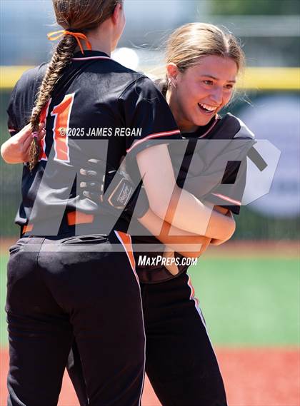 Thumbnail 1 in Palma vs Woodside (CCS D4 final) photogallery.