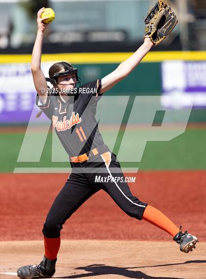 Thumbnail 3 in Palma vs Woodside (CIF CCS D4 Final) photogallery.