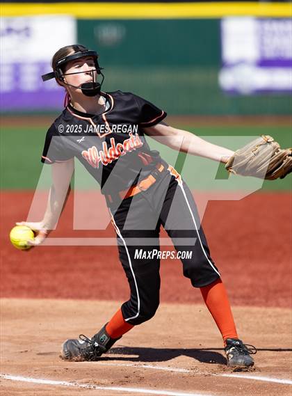 Thumbnail 2 in Palma vs Woodside (CCS D4 final) photogallery.