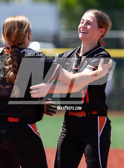 Thumbnail 3 in Palma vs Woodside (CIF CCS D4 Final) photogallery.