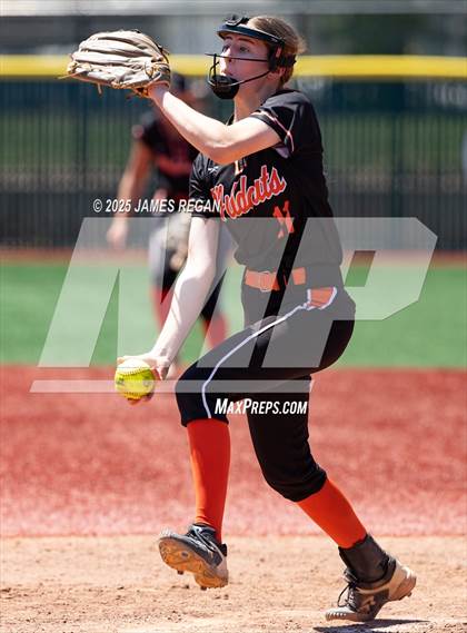 Thumbnail 2 in Palma vs Woodside (CIF CCS D4 Final) photogallery.