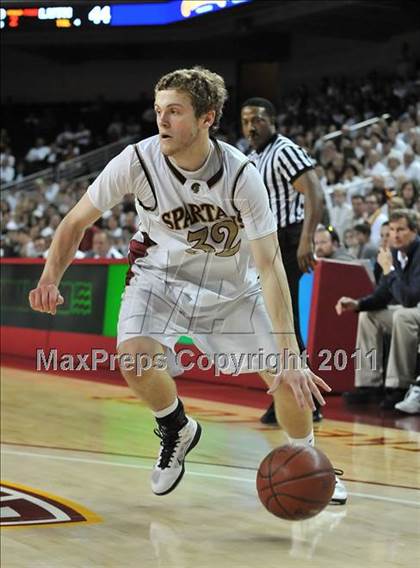 Thumbnail 2 in La Canada vs. Lutheran (CIF SoCal D3 Regional Final) photogallery.