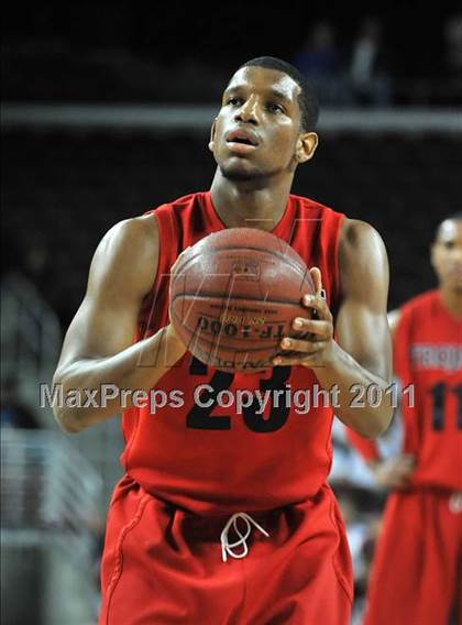 Thumbnail 1 in La Canada vs. Lutheran (CIF SoCal D3 Regional Final) photogallery.