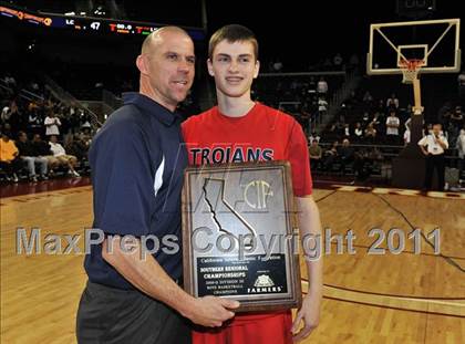 Thumbnail 2 in La Canada vs. Lutheran (CIF SoCal D3 Regional Final) photogallery.