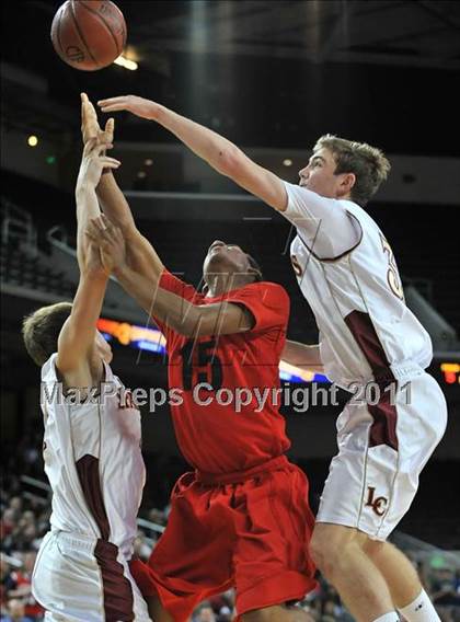 Thumbnail 1 in La Canada vs. Lutheran (CIF SoCal D3 Regional Final) photogallery.