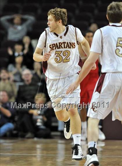 Thumbnail 3 in La Canada vs. Lutheran (CIF SoCal D3 Regional Final) photogallery.
