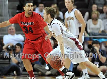 Thumbnail 2 in La Canada vs. Lutheran (CIF SoCal D3 Regional Final) photogallery.