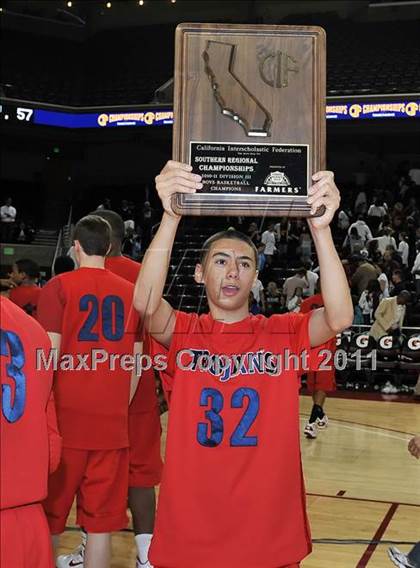 Thumbnail 1 in La Canada vs. Lutheran (CIF SoCal D3 Regional Final) photogallery.