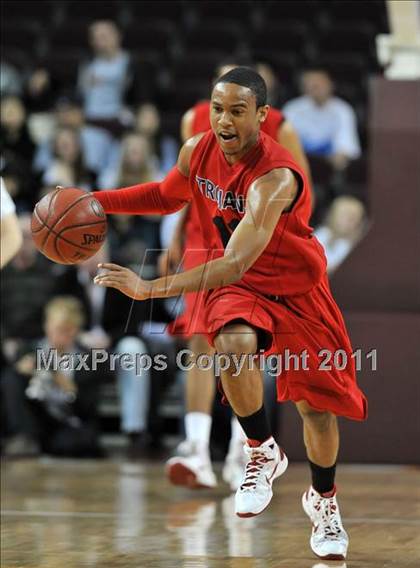 Thumbnail 1 in La Canada vs. Lutheran (CIF SoCal D3 Regional Final) photogallery.
