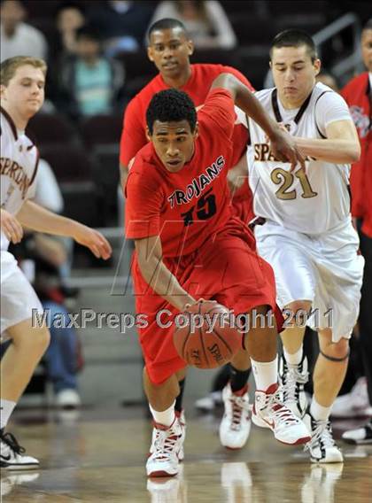 Thumbnail 3 in La Canada vs. Lutheran (CIF SoCal D3 Regional Final) photogallery.