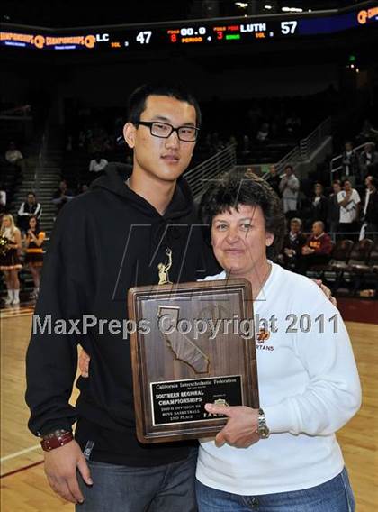 Thumbnail 2 in La Canada vs. Lutheran (CIF SoCal D3 Regional Final) photogallery.