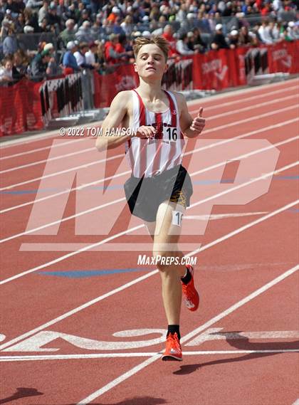 Thumbnail 1 in CHSAA 5A Championships (1600 Meter Run) photogallery.
