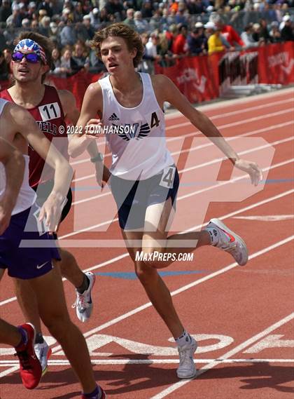 Thumbnail 2 in CHSAA 5A Championships (1600 Meter Run) photogallery.